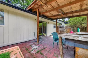 10814 Parkland Woods Dr, Sugar Land, TX 77498 - Photo 26