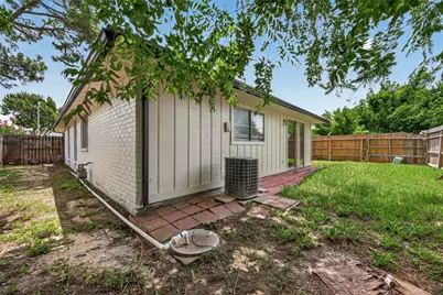 10814 Parkland Woods Drive, Sugar Land, TX 77498 - Photo 24