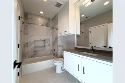 1015 E 27th Street #B, Houston, TX 77009 - Photo 16