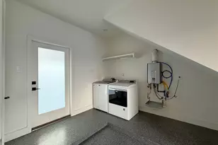 1015 E 27th St, Houston, TX 77009 - Photo 18