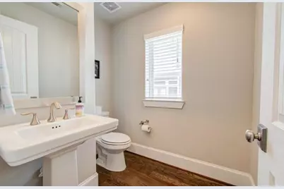 243 W 27th Street, Houston, TX 77008 - Photo 16