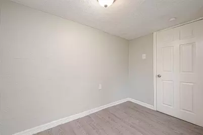 8304 Darien Street, Houston, TX 77028 - Photo 8