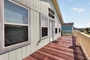3259 Pirates Cove, Crystal Beach, TX 77650 - Photo 6