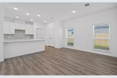 9750 Enclave Ridge Road, Willis, TX 77318 - Photo 10