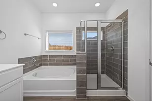 9750 Enclave Ridge Rd, Willis, TX 77318 - Photo 30