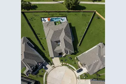 25031 Karacabey Court, The Woodlands, TX 77389 - Photo 4