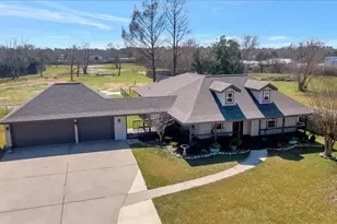 12335 2nd St, Dickinson, TX 77539 - Photo 1