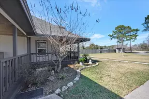 12335 2nd St, Dickinson, TX 77539 - Photo 36