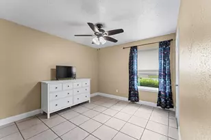 2634 Plymouth Rock Dr, Webster, TX 77598 - Photo 20