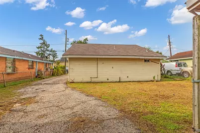 4015 Lila, Houston, TX 77026 - Photo 8