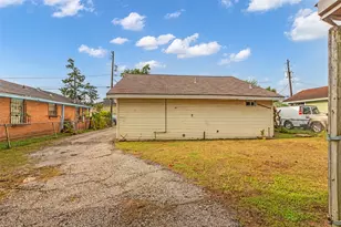 4015 Lila, Houston, TX 77026 - Photo 8