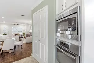 1734 Knightwick Dr, Houston, TX 77008 - Photo 18