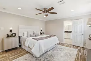1734 Knightwick Dr, Houston, TX 77008 - Photo 24