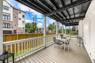 302 W Drew St, Houston, TX 77006 - Photo 8