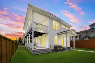 302 W Drew St, Houston, TX 77006 - Photo 6