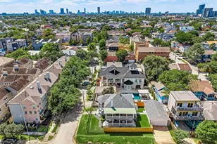 302 W Drew St, Houston, TX 77006 - Photo 46