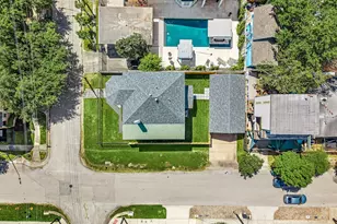 302 W Drew St, Houston, TX 77006 - Photo 48