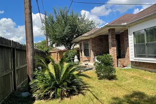 3910 Cork Dr, Houston, TX 77047 - Photo 4