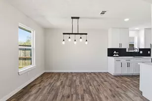 7610 Breda Dr, Baytown, TX 77521 - Photo 14