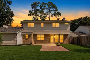 12715 Big Stone Dr, Houston, TX 77066 - Photo 2