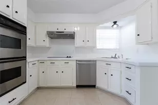 12715 Big Stone Dr, Houston, TX 77066 - Photo 10