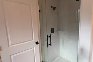 109 Cove Point, Conroe, TX 77356 - Photo 8