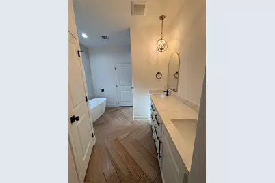 109 Cove Point, Conroe, TX 77356 - Photo 10