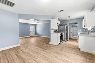 6319 Mohawk St, Houston, TX 77016 - Photo 8
