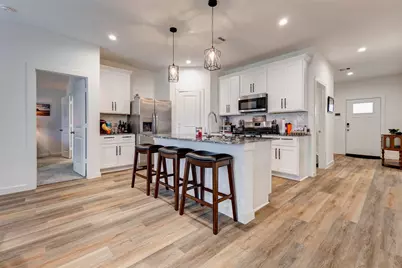 7715 Montana Ruby Drive, Iowa Colony, TX 77583 - Photo 4