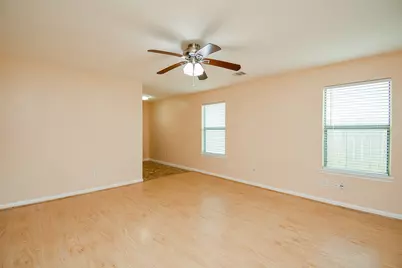 2631 Skyview Trace Court, Houston, TX 77047 - Photo 8