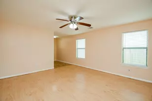 2631 Skyview Trace Ct, Houston, TX 77047 - Photo 8