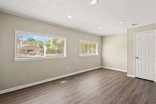 15911 Mill Point Dr, Houston, TX 77059 - Photo 4