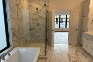 3609 Huntsford Dr, Houston, TX 77008 - Photo 10