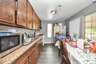 8414 Garland St, Houston, TX 77017 - Photo 4