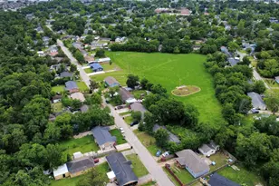 8414 Garland St, Houston, TX 77017 - Photo 36