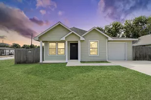 4222 Mallow St, Houston, TX 77051 - Photo 2