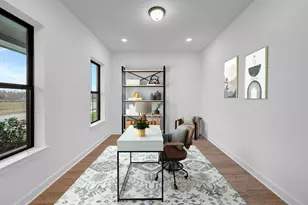 11910 Salty Bnd Dr, Baytown, TX 77523 - Photo 4