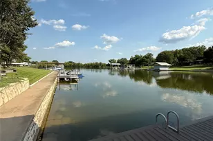 813 Brazos Harbor Cir, Granbury, TX 76048 - Photo 2