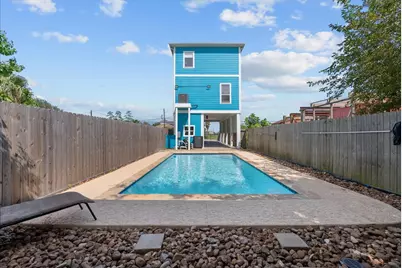 1012 22nd Street Street #D, Dickinson, TX 77539 - Photo 1