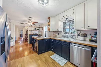 6018 Pleak Road, Pleak, TX 77469 - Photo 10