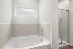 1112 Independence Ave, Bay City, TX 77414 - Photo 12