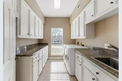 1 Fairmont Court, Conroe, TX 77304 - Photo 12