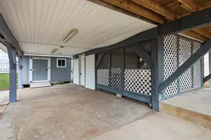 16630 John Silver Rd, Galveston, TX 77554 - Photo 8