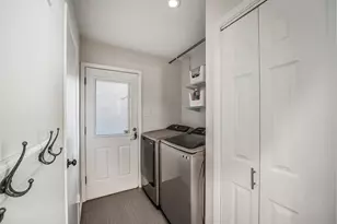 6215 Queensloch Dr, Houston, TX 77096 - Photo 36