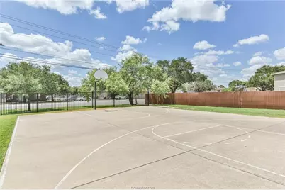 529 Southwest Parkway Parkway #203, College Station, TX 77840 - Photo 38