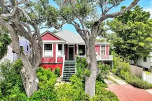 1518 21st Ave, Galveston, TX 77550 - Photo 8