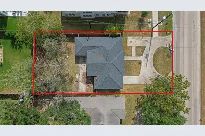 5609 Newcastle Street, Bellaire, TX 77401 - Photo 4