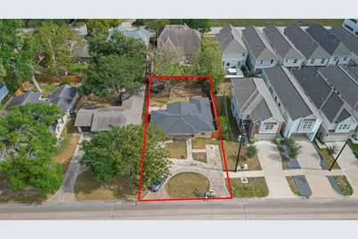 5609 Newcastle Street, Bellaire, TX 77401 - Photo 1