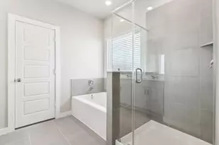 18075 Martin Pines Dr, Conroe, TX 77316 - Photo 18