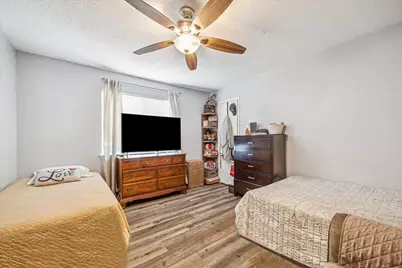 11835 Sandpiper Drive, Houston, TX 77035 - Photo 12